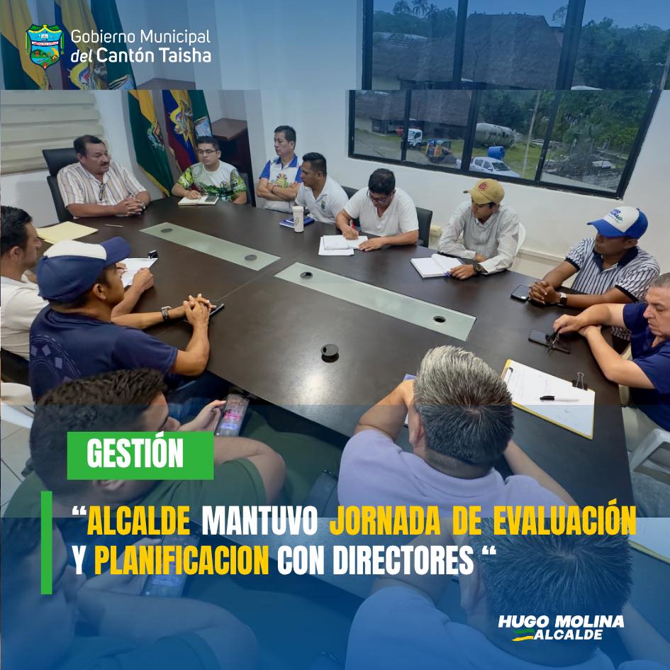 Con el 𝗼𝗯𝗷𝗲𝘁𝗶𝘃𝗼 de 𝗯𝗿𝗶𝗻𝗱𝗮𝗿 𝗮𝗽𝗼𝘆𝗼 𝘆 𝘀𝗼𝗹𝗶𝗱𝗮𝗿𝗶𝗱𝗮𝗱 𝗮 𝗹𝗮𝘀 𝗳𝗮𝗺𝗶𝗹𝗶𝗮𝘀 𝗲𝗻 𝗺𝗼𝗺𝗲𝗻𝘁𝗼𝘀 𝗱𝗲 𝗱𝗼𝗹𝗼𝗿, el Gobierno Municipal de #Taisha se trasladó hasta la comunidad de 𝗠𝗮𝘀𝗵𝘂𝗺𝗮𝗿𝗲𝗻𝘁𝘀𝗮 para acompañar a los familiares ante el sensible 𝗳𝗮𝗹𝗹𝗲𝗰𝗶𝗺𝗶𝗲𝗻𝘁𝗼 𝗱𝗲 𝗹𝗮 𝘀𝗲𝗻̃𝗼𝗿𝗮 𝗜𝗹𝗱𝗮 𝗔𝗶𝗷.
En representación de la institución municipal estuvo presente 𝗕𝗲𝗻𝗷𝗮𝗺𝗶́𝗻 𝗥𝘂𝗺𝗽𝗶𝗸, 𝘁𝗲́𝗰𝗻𝗶𝗰𝗼 𝗱𝗲 𝗹𝗮 𝗗𝗶𝗿𝗲𝗰𝗰𝗶𝗼́𝗻 𝗱𝗲 𝗗𝗲𝘀𝗮𝗿𝗿𝗼𝗹𝗹𝗼 𝗦𝗼𝗰𝗶𝗮𝗹, quien a nombre de la autoridad municipal, 𝗲𝘅𝗽𝗿𝗲𝘀𝗼́ 𝗹𝗮𝘀 𝗰𝗼𝗻𝗱𝗼𝗹𝗲𝗻𝗰𝗶𝗮𝘀 𝘆 𝗲𝗹 𝗿𝗲𝘀𝗽𝗮𝗹𝗱𝗼 𝘀𝗼𝗹𝗶𝗱𝗮𝗿𝗶𝗼 𝗱𝗲 𝗹𝗮 𝗮𝗱𝗺𝗶𝗻𝗶𝘀𝘁𝗿𝗮𝗰𝗶𝗼́𝗻 𝗺𝘂𝗻𝗶𝗰𝗶𝗽𝗮𝗹 𝗵𝗮𝗰𝗶𝗮 𝘀𝘂𝘀 𝘀𝗲𝗿𝗲𝘀 𝗾𝘂𝗲𝗿𝗶𝗱𝗼𝘀. Entre otras medidas hizo la entrega de un cofre mortuorio. 
Esta acción humanitaria refleja el 𝗰𝗼𝗺𝗽𝗿𝗼𝗺𝗶𝘀𝗼 𝘀𝗼𝗰𝗶𝗮𝗹 𝘆 𝗵𝘂𝗺𝗮𝗻𝗼 𝗱𝗲𝗹
𝗮𝗹𝗰𝗮𝗹𝗱𝗲 𝗛𝘂𝗴𝗼 𝗠𝗼𝗹𝗶𝗻𝗮 en los momentos más difíciles, fortaleciendo los lazos de 𝘀𝗼𝗹𝗶𝗱𝗮𝗿𝗶𝗱𝗮𝗱 𝗰𝗼𝗻 𝗹𝗮 𝗰𝗶𝘂𝗱𝗮𝗱𝗮𝗻𝗶́𝗮.